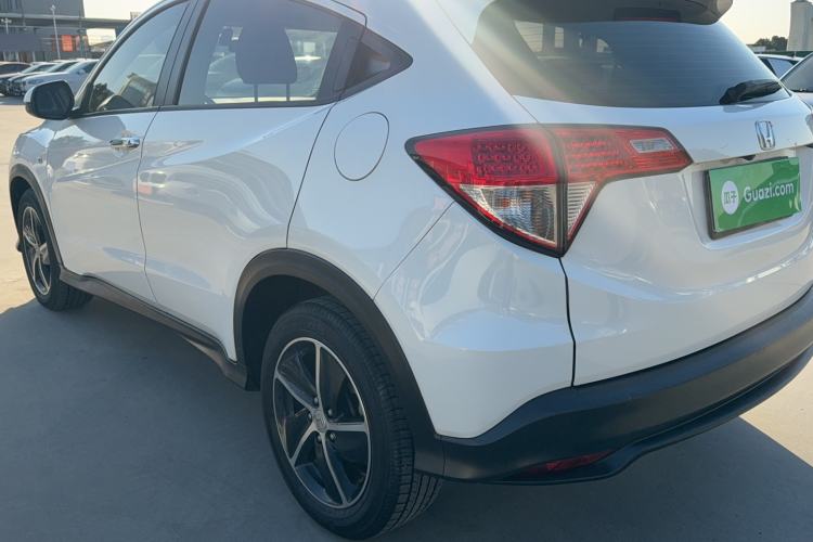 Used Honda Vezel 2020 1.5L CVT Pioneer Edition Exterior 5
