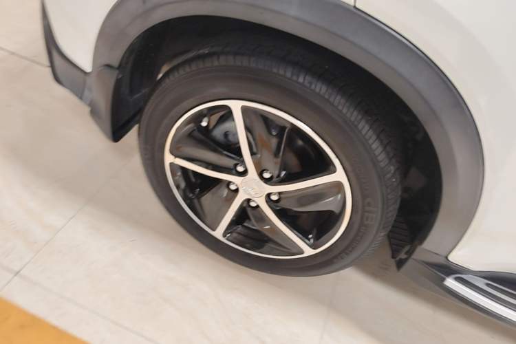 Used Honda Vezel 2020 1.5L CVT Pioneer Edition Exterior 5