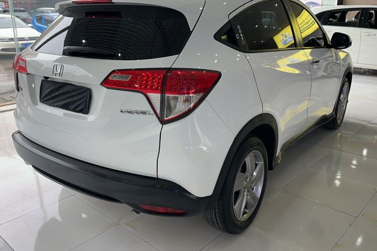Used Honda Vezel 2020 1.5L CVT Elite Edition Exterior 5