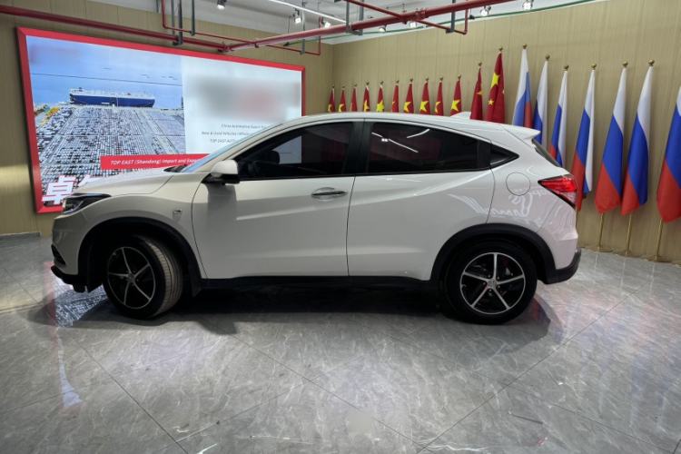 Used Honda Vezel 2020 1.5L CVT Pioneer Edition Exterior 5