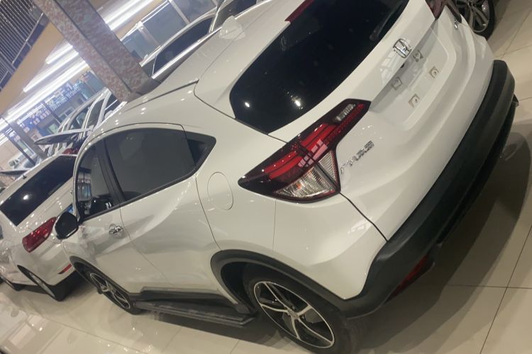 Used Honda Vezel 2020 1.5L CVT Luxury Edition Exterior 5