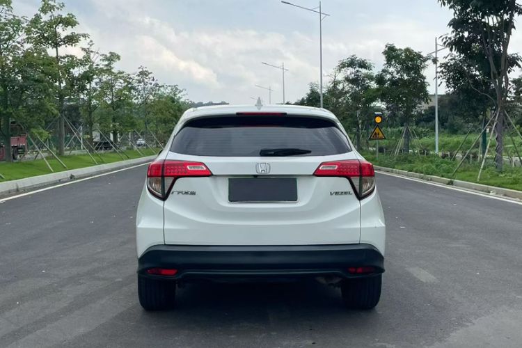 Used Honda Vezel 2020 1.5L CVT Pioneer Edition Exterior 6