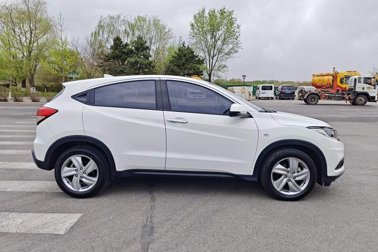 Used Honda Vezel 2020 1.5L CVT Elite Edition Exterior 6