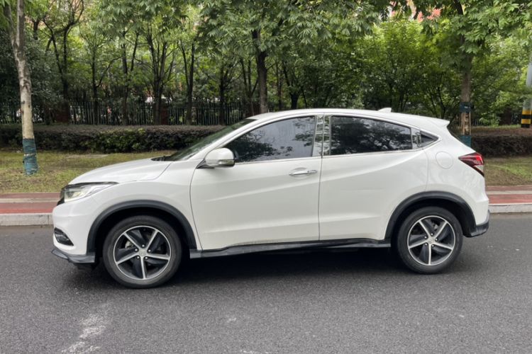 Used Honda Vezel 2020 1.5L CVT Luxury Edition Exterior 6