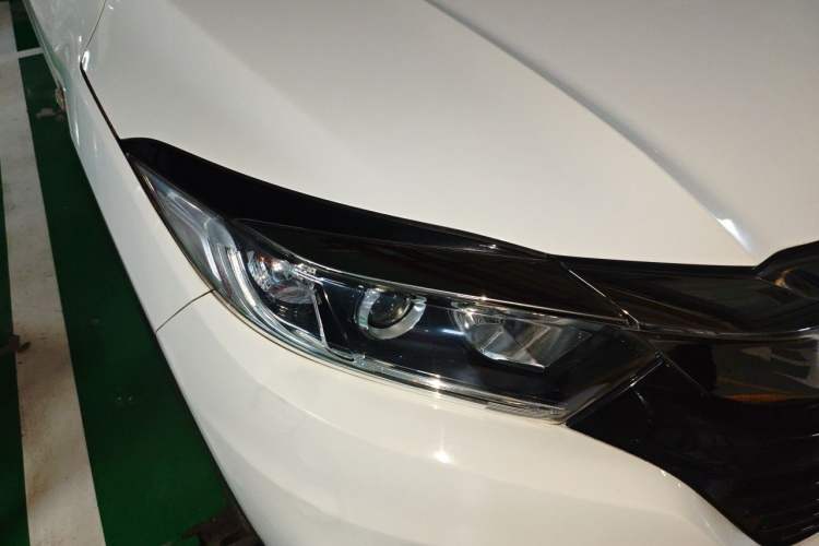 Used Honda Vezel 2020 1.5L CVT Elite Edition Exterior 6