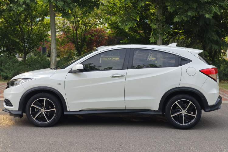 Used Honda Vezel 2020 1.5L CVT Pioneer Edition Exterior 7