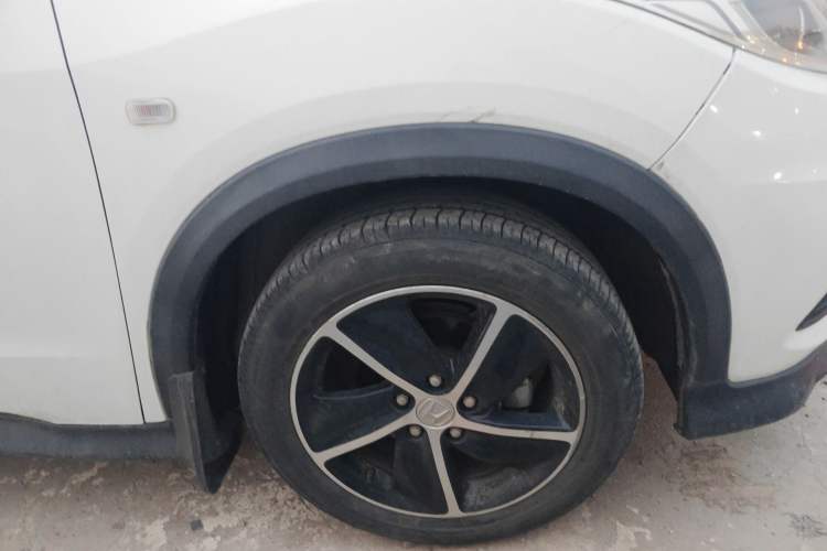 Used Honda Vezel 2020 1.5L CVT Pioneer Edition Exterior 7