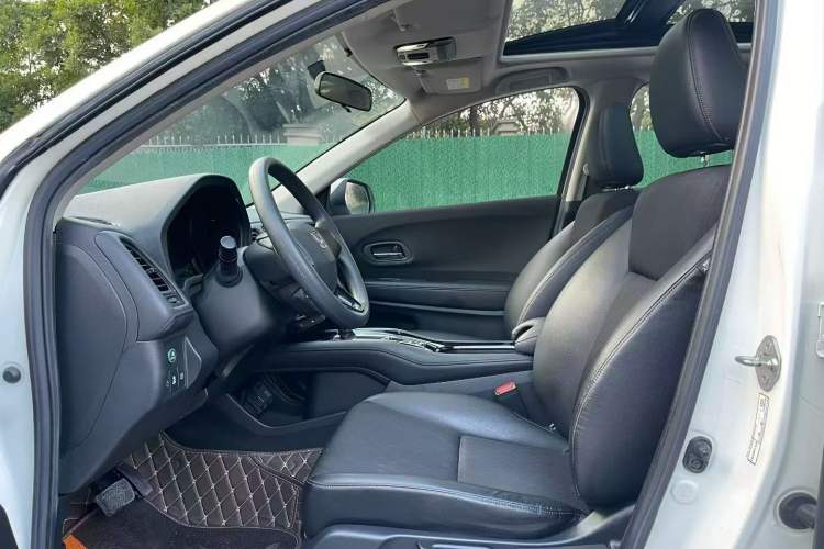 Used Honda Vezel 2020 1.5L CVT Pioneer Edition Exterior 9