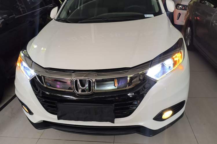 Used Honda Vezel 2020 220 TURBO CVT Elite Edition Front