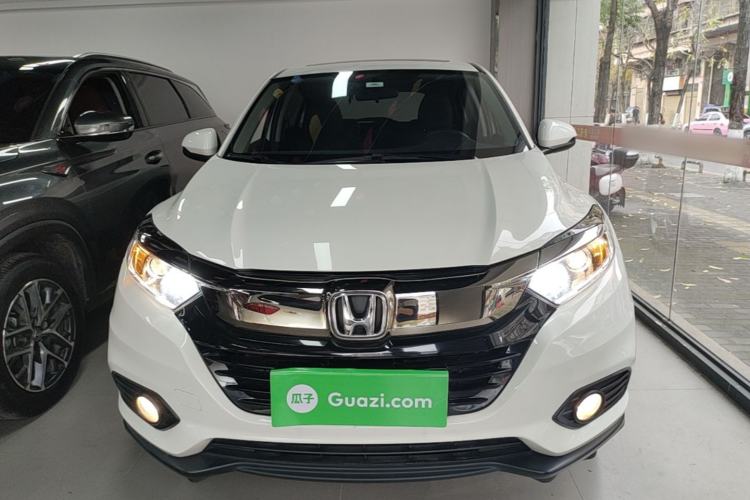 Used Honda Vezel 2020 1.5L CVT Elite Edition Front