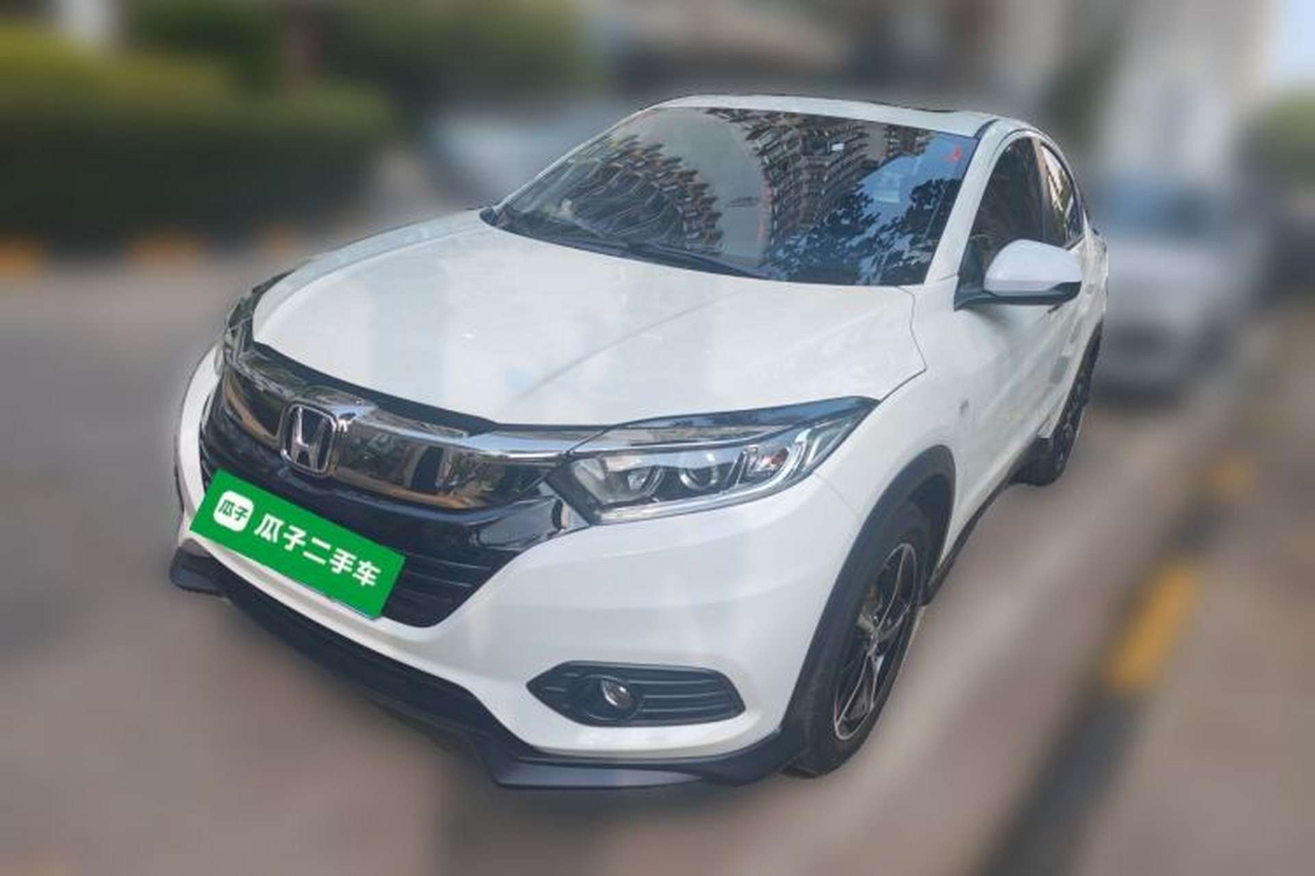 Used Honda Vezel 2020 1.5L CVT Pioneer Edition Front Left 45 Deg