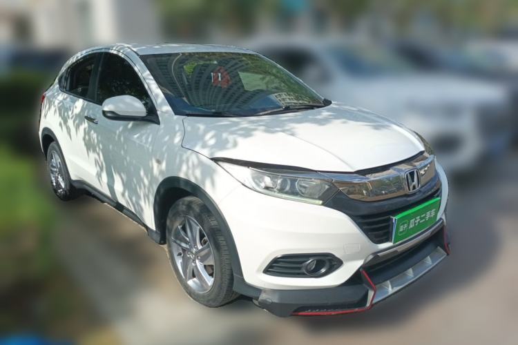 Used Honda Vezel 2020 220 TURBO CVT Elite Edition Front Right 45 Deg
