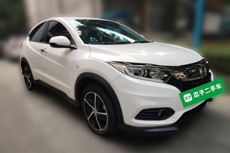 Used Honda Vezel 2020 1.5L CVT Pioneer Edition Front Right 45 Deg