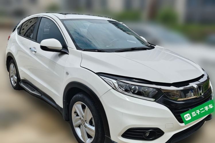 Used Honda Vezel 2020 1.5L CVT Elite Edition Front Right 45 Deg