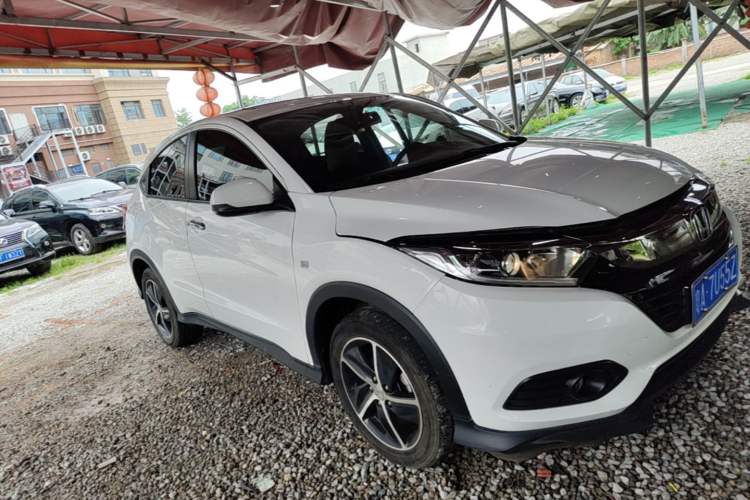 Used Honda Vezel 2020 1.5L CVT Pioneer Edition Front Right 45 Deg