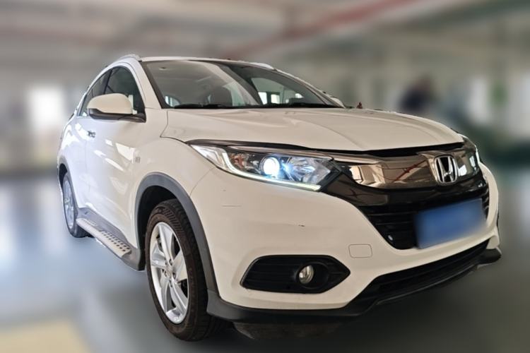 Used Honda Vezel 2020 1.5L CVT Elite Edition Front Right 45 Deg