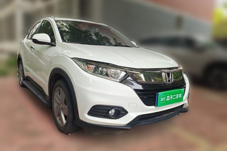 Used Honda Vezel 2020 1.5L CVT Elite Edition Front Right 45 Deg