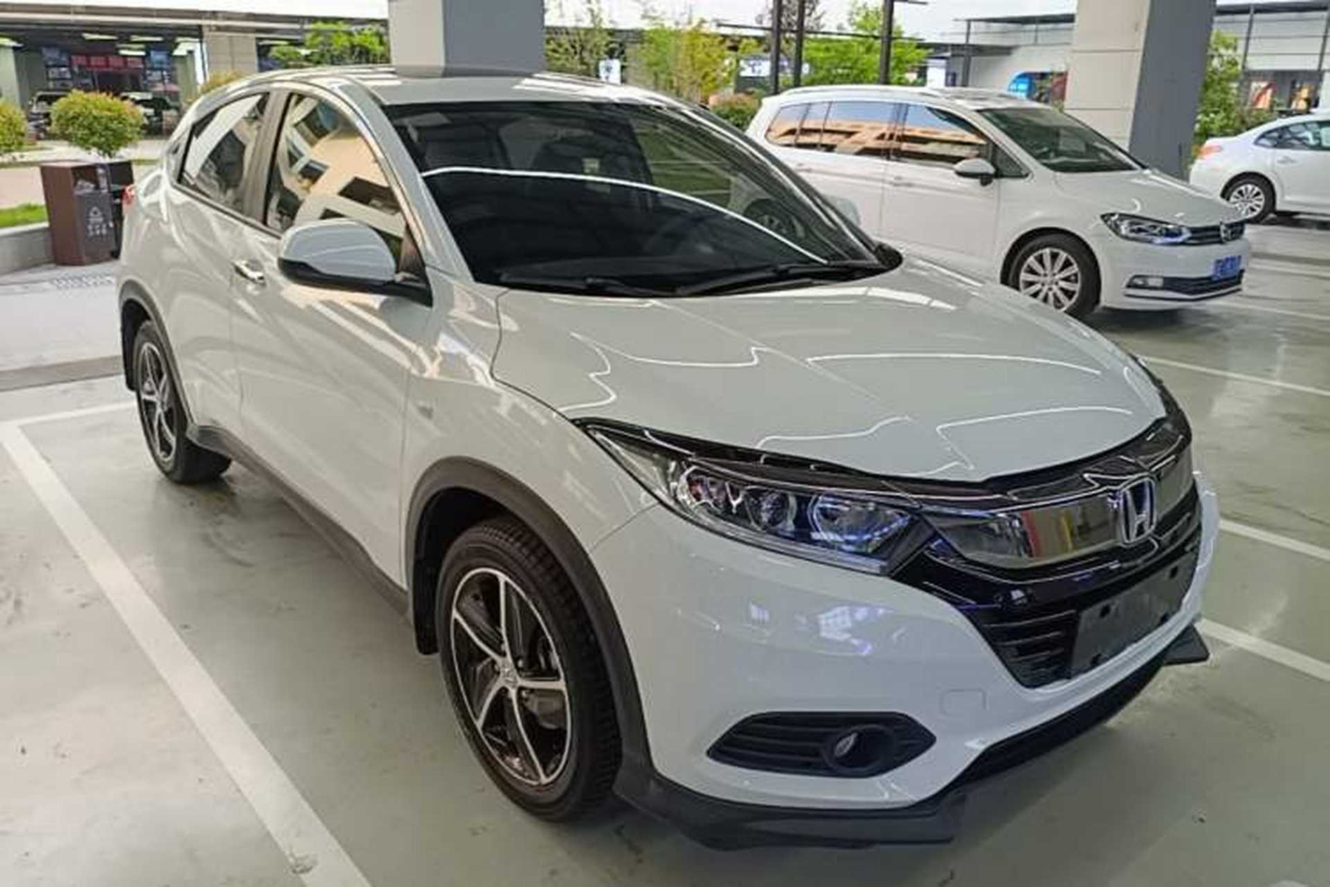 Used Honda Vezel 2020 1.5L CVT Pioneer Edition Front Right 45 Deg