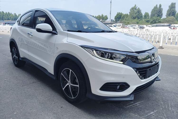 Used Honda Vezel 2020 1.5L CVT Pioneer Edition Front Right 45 Deg