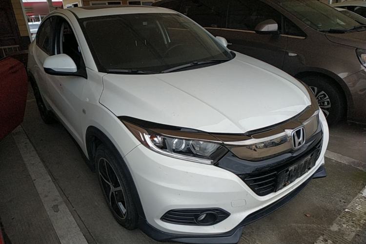 Used Honda Vezel 2020 1.5L CVT Pioneer Edition Front Right 45 Deg