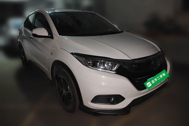 Used Honda Vezel 2020 1.5L CVT Pioneer Edition Front Right 45 Deg