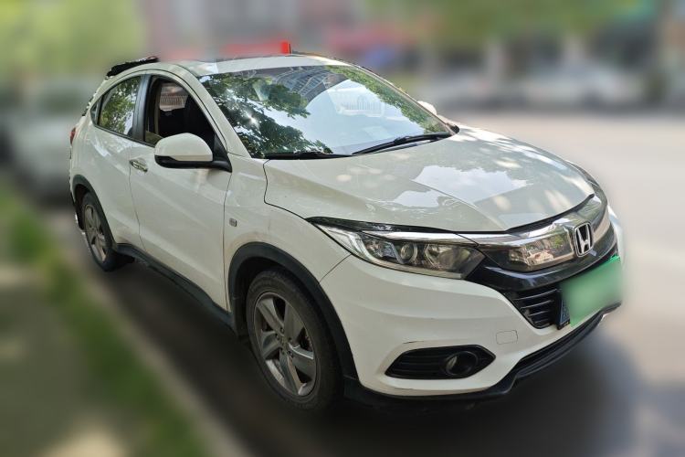 Used Honda Vezel 2020 1.5L CVT Elite Edition Front Right 45 Deg