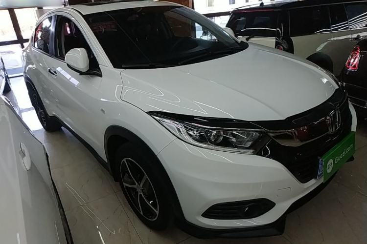 Used Honda Vezel 2020 1.5L CVT Pioneer Edition Front Right 45 Deg