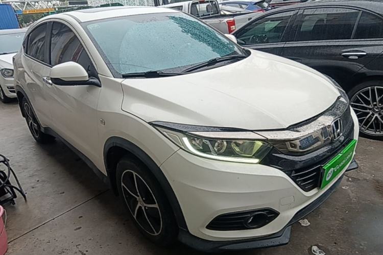 Used Honda Vezel 2020 1.5L CVT Pioneer Edition Front Right 45 Deg