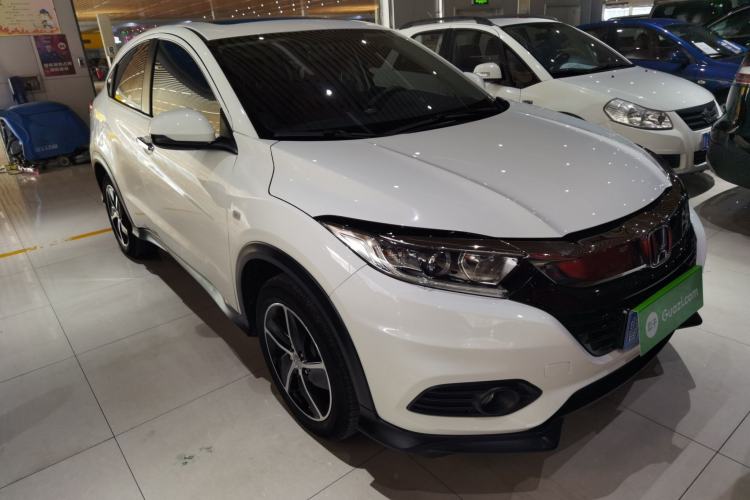 Used Honda Vezel 2020 1.5L CVT Pioneer Edition Front Right 45 Deg
