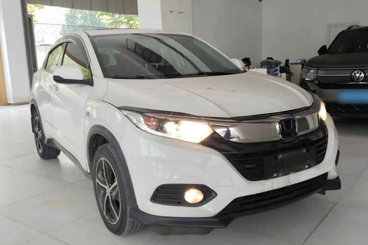 Used Honda Vezel 2020 1.5L CVT Pioneer Edition Front Right 45 Deg
