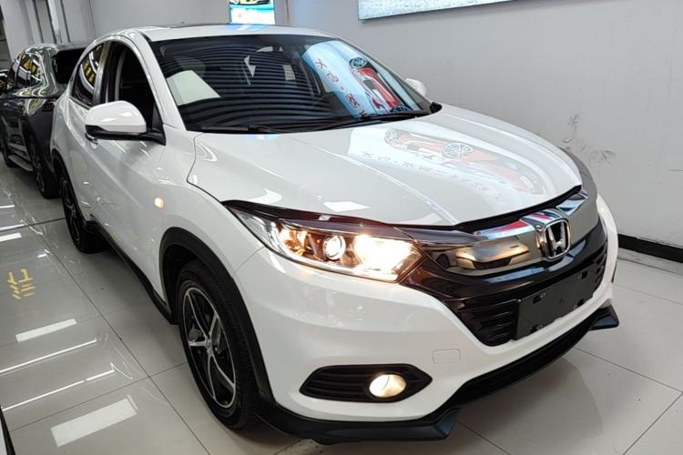 Used Honda Vezel 2020 1.5L CVT Pioneer Edition Front Right 45 Deg