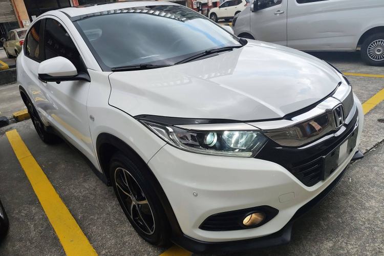 Used Honda Vezel 2020 1.5L CVT Pioneer Edition Front Right 45 Deg