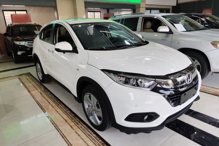 Used Honda Vezel 2020 1.5L CVT Elite Edition Front Right 45 Deg