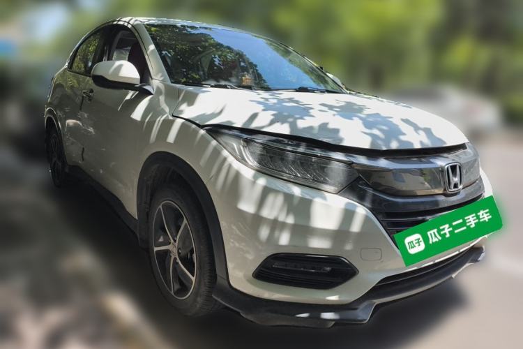 Used Honda Vezel 2020 1.5L CVT Luxury Edition Front Right 45 Deg