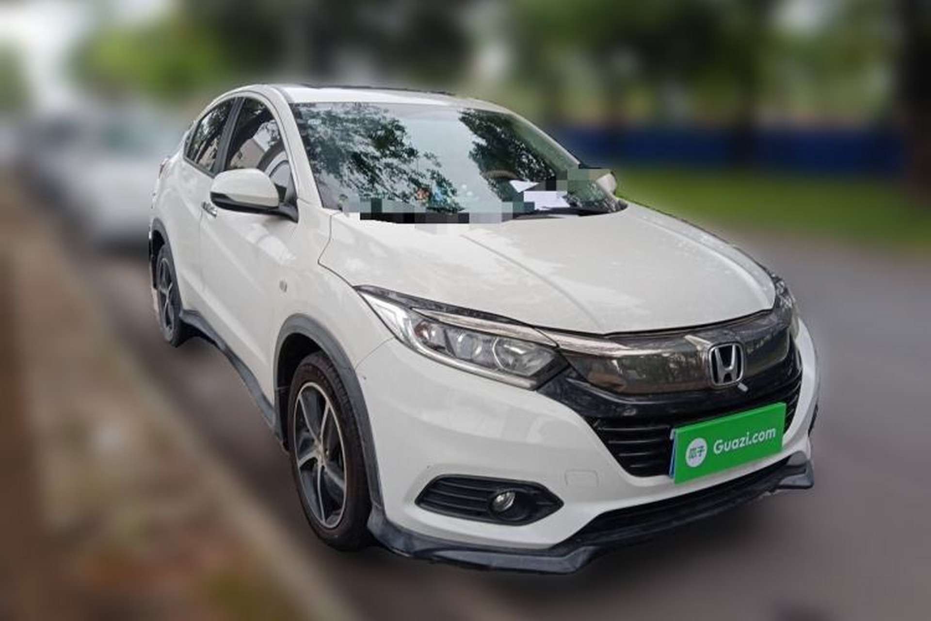 Used Honda Vezel 2020 1.5L CVT Pioneer Edition Front Right 45 Deg