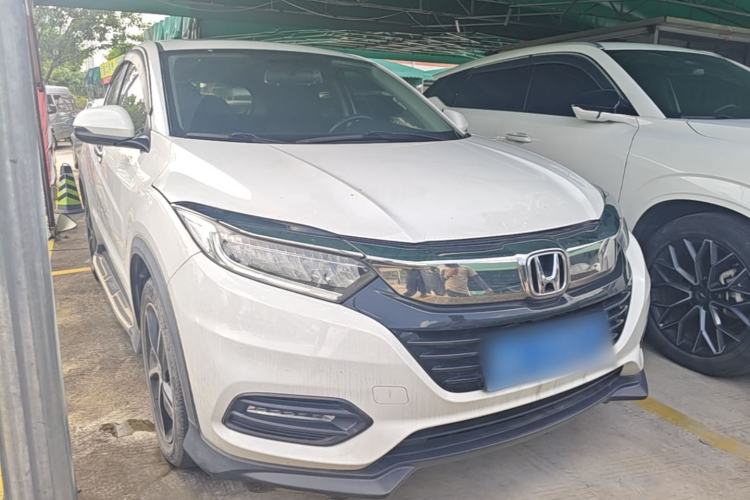 Used Honda Vezel 2020 1.5L CVT Luxury Edition Front Right 45 Deg