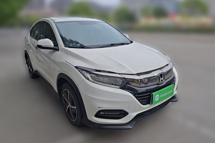 Used Honda Vezel 2020 1.5L CVT Luxury Edition Front Right 45 Deg