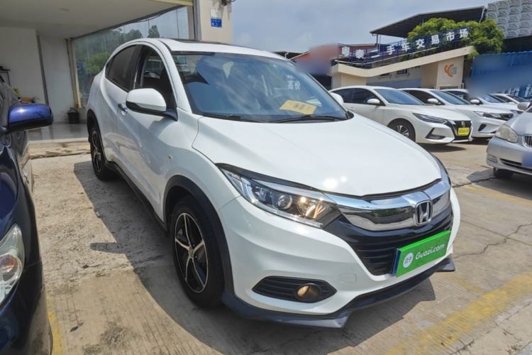 Used Honda Vezel 2020 1.5L CVT Pioneer Edition Front Right 45 Deg