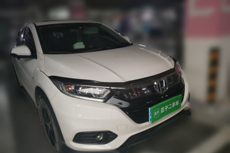 Used Honda Vezel 2020 1.5L CVT Pioneer Edition Front Right 45 Deg