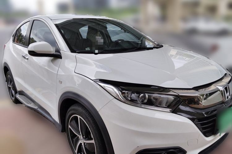 Used Honda Vezel 2020 1.5L CVT Pioneer Edition Front Right 45 Deg