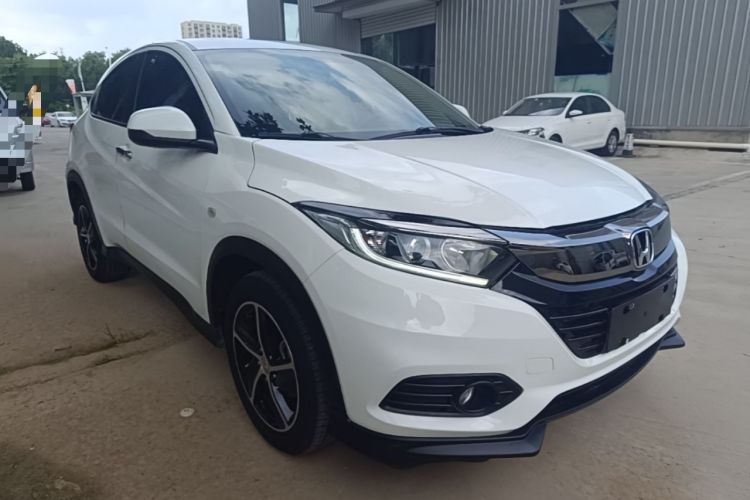 Used Honda Vezel 2020 1.5L CVT Pioneer Edition Front Right 45 Deg