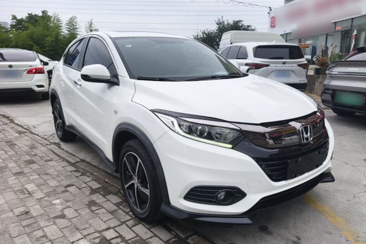 Used Honda Vezel 2020 1.5L CVT Pioneer Edition Front Right 45 Deg