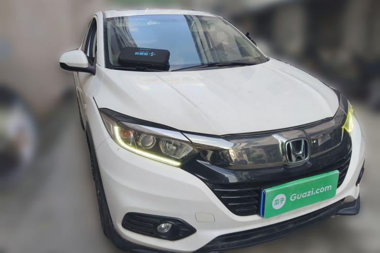 Used Honda Vezel 2020 1.5L CVT Pioneer Edition Front Right 45 Deg