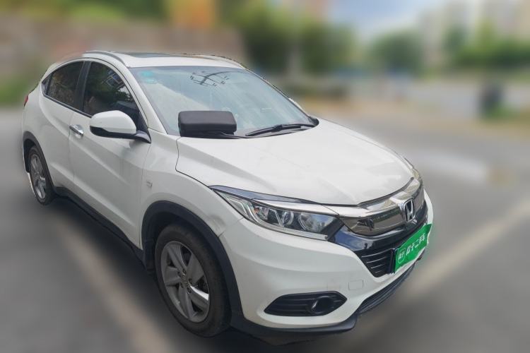 Used Honda Vezel 2020 1.5L CVT Elite Edition Front Right 45 Deg