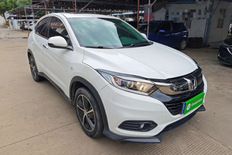 Used Honda Vezel 2020 1.5L CVT Pioneer Edition Front Right 45 Deg