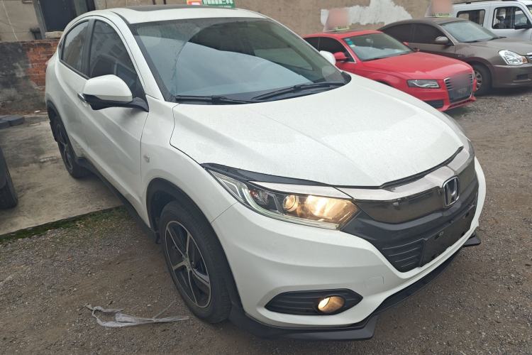 Used Honda Vezel 2020 1.5L CVT Pioneer Edition Front Right 45 Deg