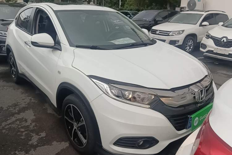 Used Honda Vezel 2020 1.5L CVT Pioneer Edition Front Right 45 Deg