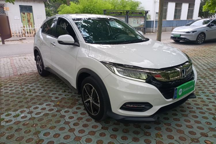 Used Honda Vezel 2020 1.5L CVT Luxury Edition Front Right 45 Deg