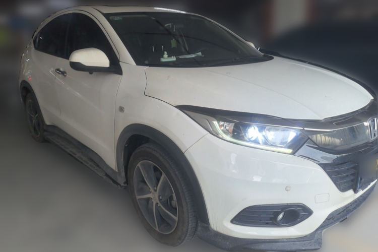 Used Honda Vezel 2020 1.5L CVT Pioneer Edition Front Right 45 Deg