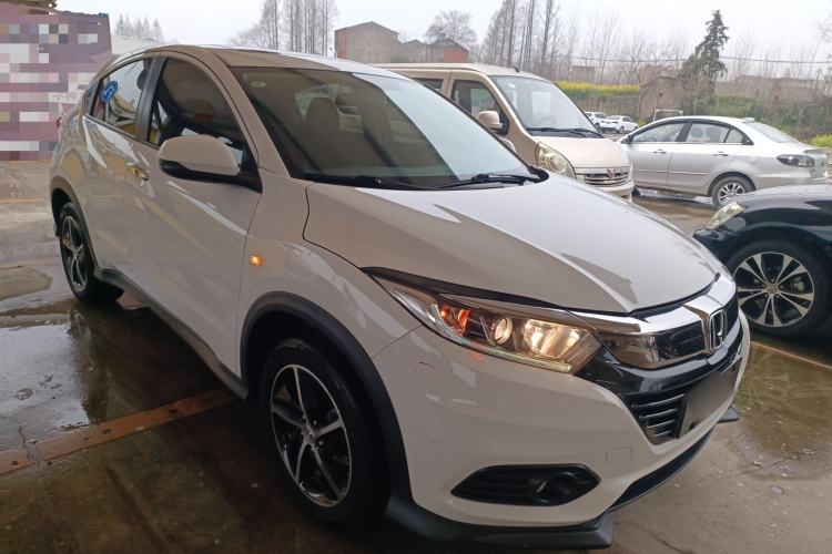 Used Honda Vezel 2020 1.5L CVT Pioneer Edition Front Right 45 Deg